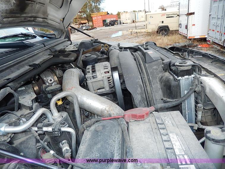 image for item H9560 2006 Ford F450 Super Duty XL SuperCab pickup truck