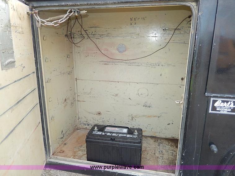 image for item H9560 2006 Ford F450 Super Duty XL SuperCab pickup truck