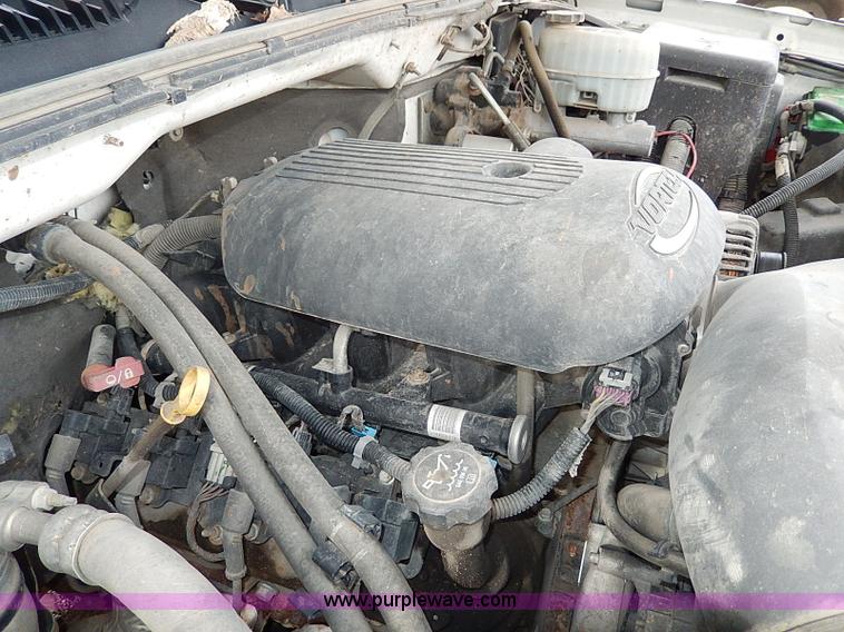 image for item H9562 2007 Chevrolet Silverado Classic 2500HD Crew Cab pickup truck