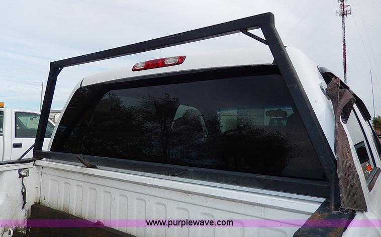 image for item H9562 2007 Chevrolet Silverado Classic 2500HD Crew Cab pickup truck