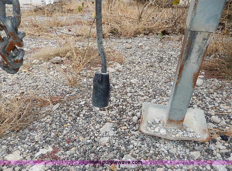 image for item H9564 2003 Ingersoll Rand 375 air compressor