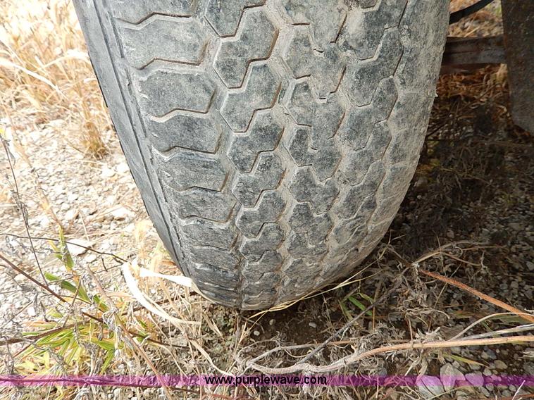 image for item H9564 2003 Ingersoll Rand 375 air compressor