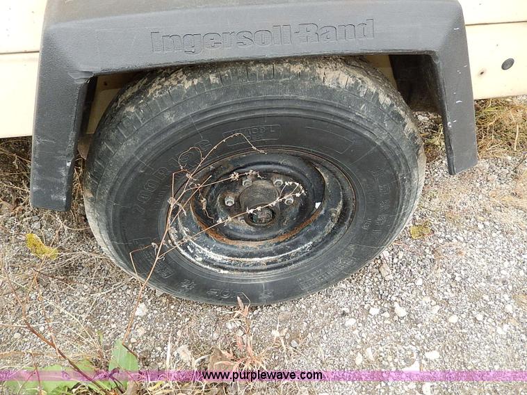 image for item H9564 2003 Ingersoll Rand 375 air compressor