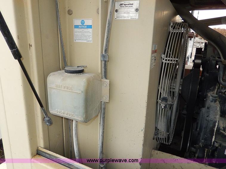 image for item H9564 2003 Ingersoll Rand 375 air compressor