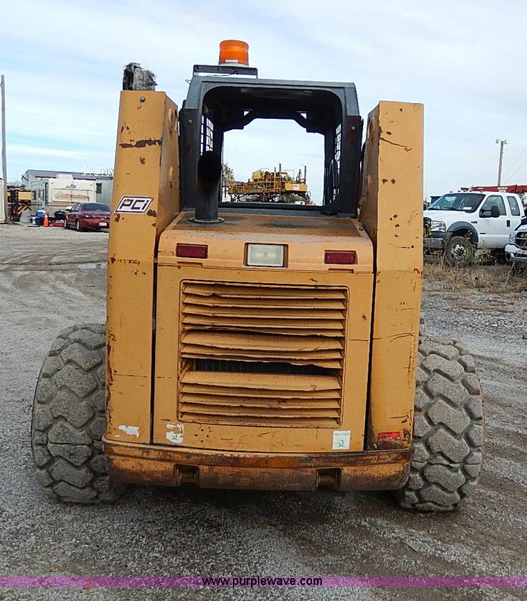 image for item H9577 1999 Case 90XT skid steer