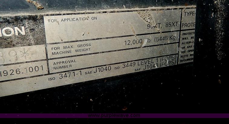 image for item H9577 1999 Case 90XT skid steer