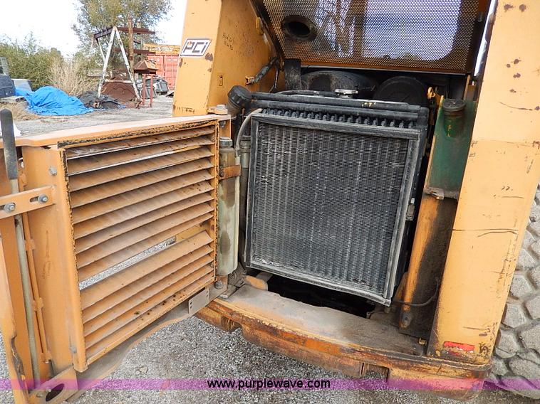 image for item H9577 1999 Case 90XT skid steer