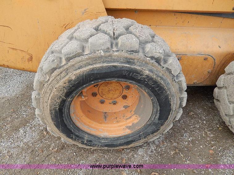 image for item H9577 1999 Case 90XT skid steer