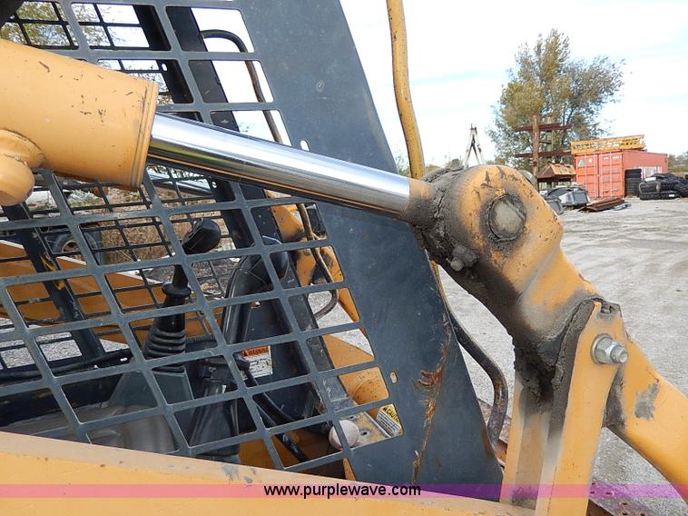 image for item H9577 1999 Case 90XT skid steer