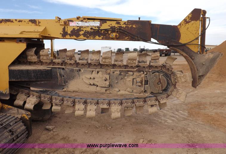 image for item I8330 Vermeer T555TR trencher