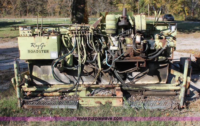 image for item H4148 Raygo Roadster 120 asphalt paver