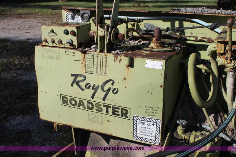 image for item H4148 Raygo Roadster 120 asphalt paver