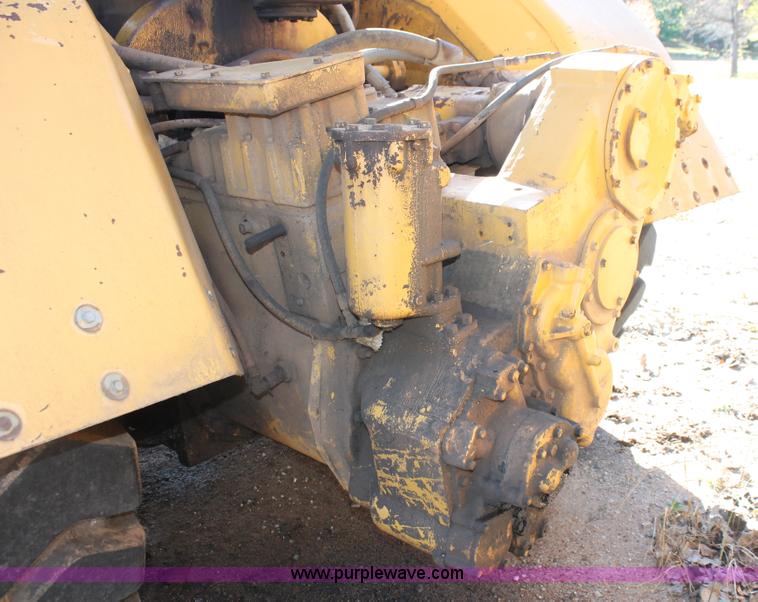 image for item H4149 1975 Caterpillar 623B elevating scraper