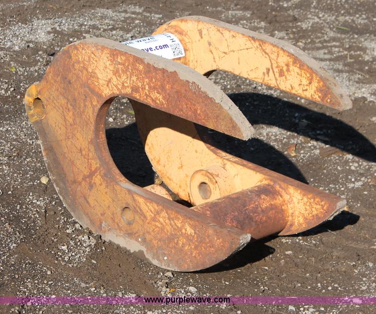 image for item H4151 Backhoe concrete breaker