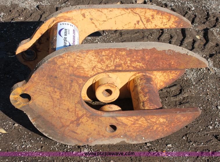 image for item H4151 Backhoe concrete breaker