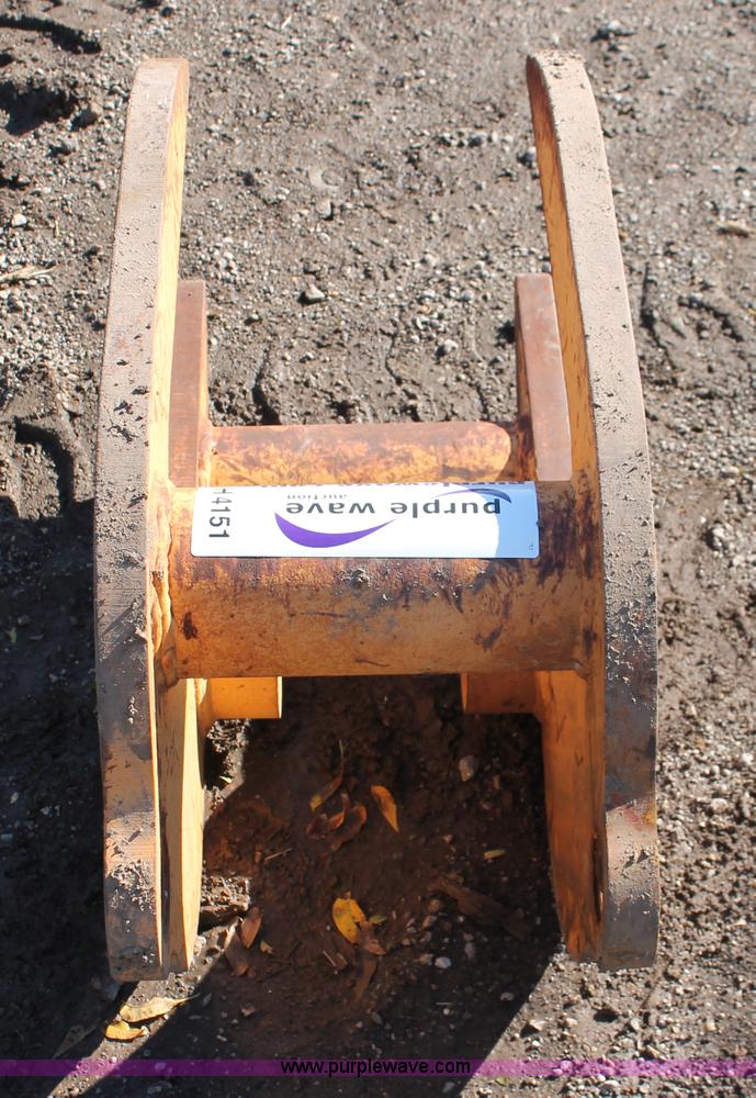 image for item H4151 Backhoe concrete breaker