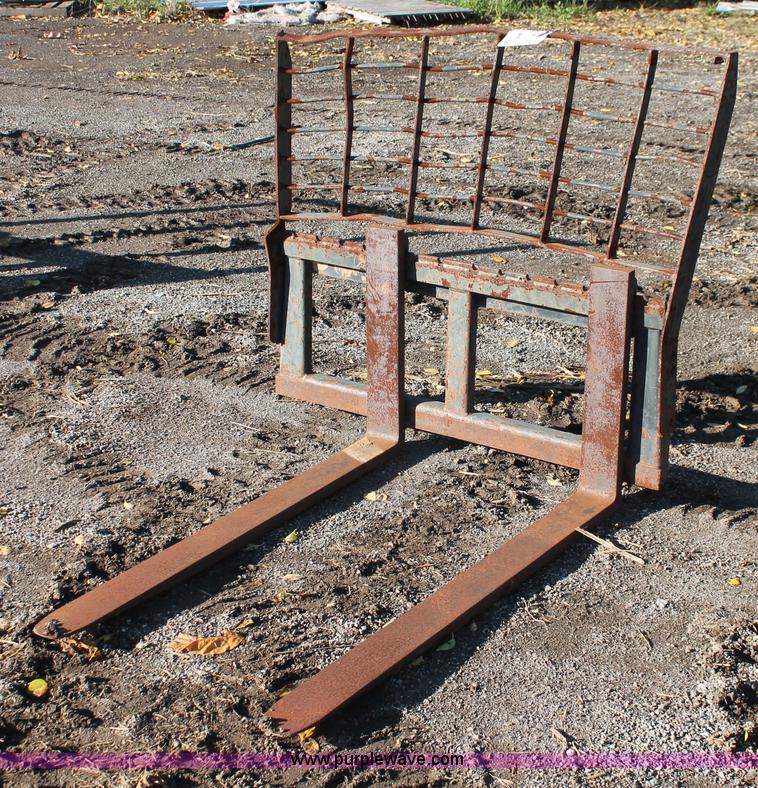 image for item H4158 Forklift pallet forks