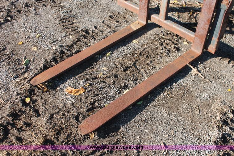image for item H4158 Forklift pallet forks