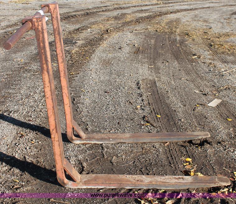 image for item H4162 Forklift pallet forks