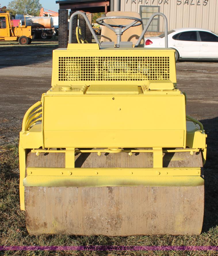image for item H4164 1990 Bomag BW120AD vibratory roller