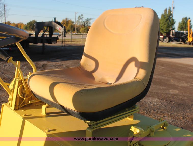 image for item H4164 1990 Bomag BW120AD vibratory roller