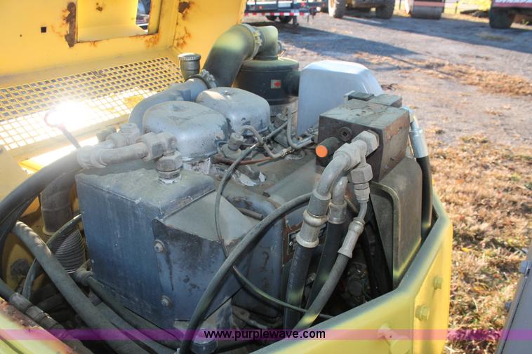 image for item H4164 1990 Bomag BW120AD vibratory roller