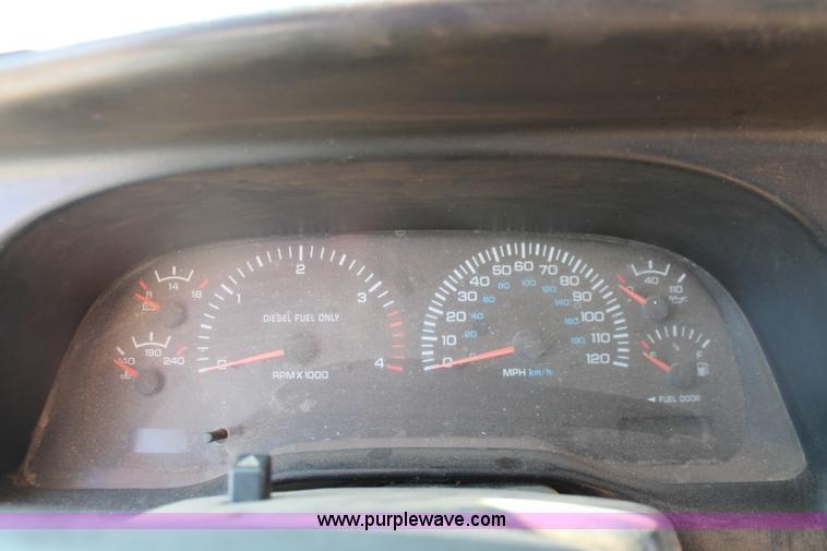 image for item H4165 1999 Dodge Ram 3500 flatbed truck