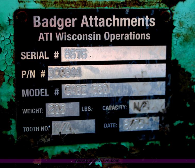 image for item H4175 2005 Tramac 300 hydraulic breaker