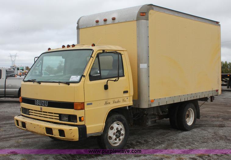 image for item H4176 1990 Isuzu NPR box truck