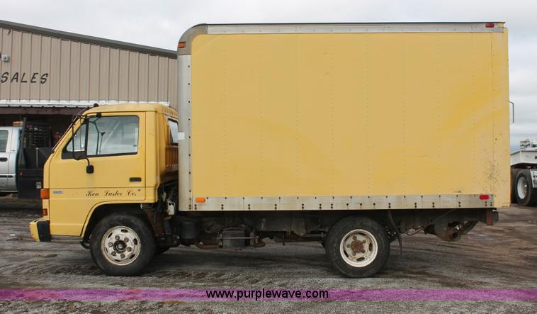 image for item H4176 1990 Isuzu NPR box truck