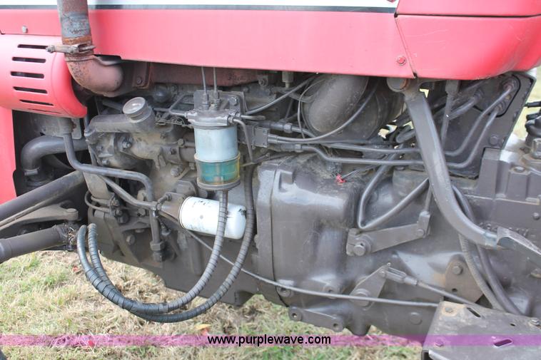 image for item H4178 1995 Massey-Ferguson 253 tractor
