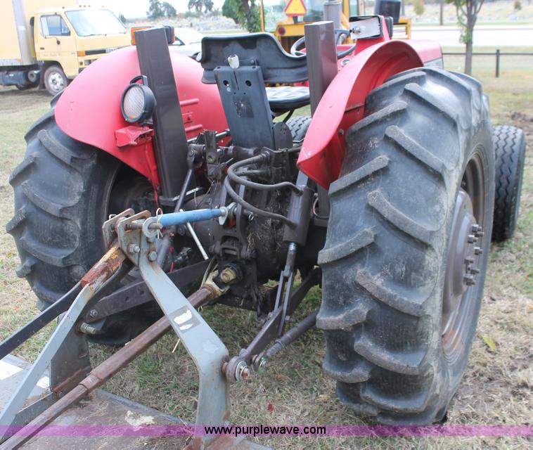 image for item H4178 1995 Massey-Ferguson 253 tractor