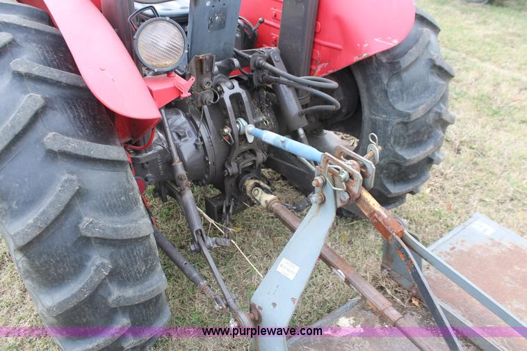 image for item H4178 1995 Massey-Ferguson 253 tractor