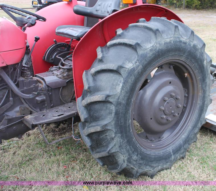 image for item H4178 1995 Massey-Ferguson 253 tractor