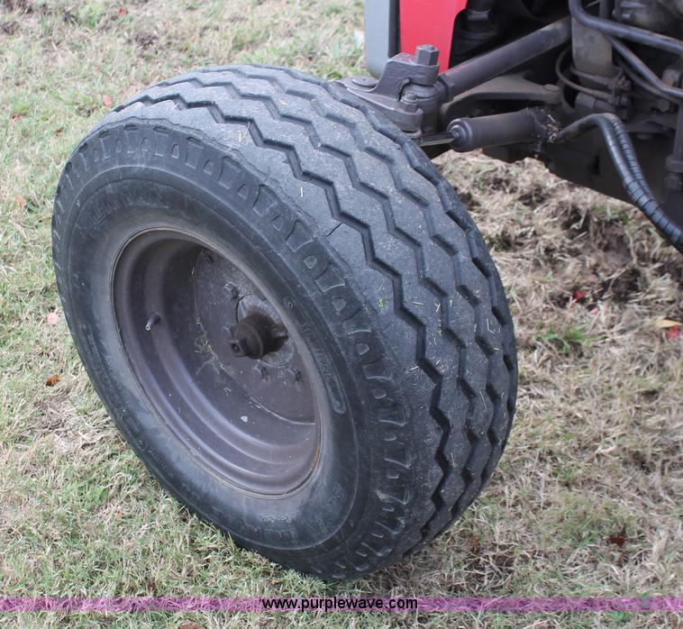 image for item H4178 1995 Massey-Ferguson 253 tractor