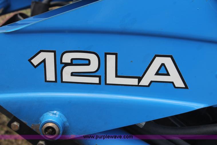 image for item H4179 New Holland TC18 tractor