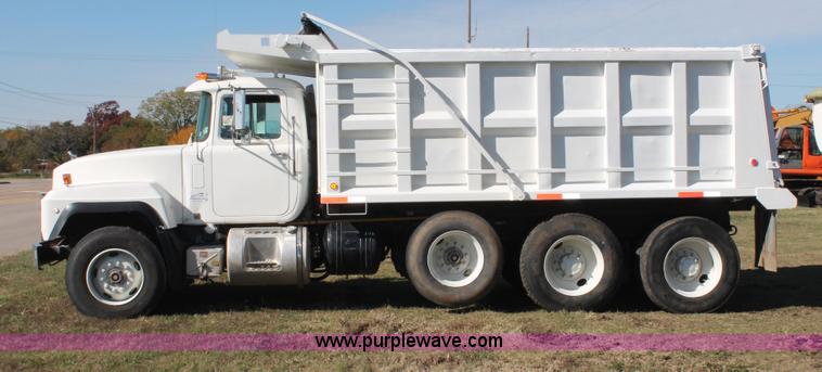 image for item H4180 2000 Mack RD688S triple axle dump truck