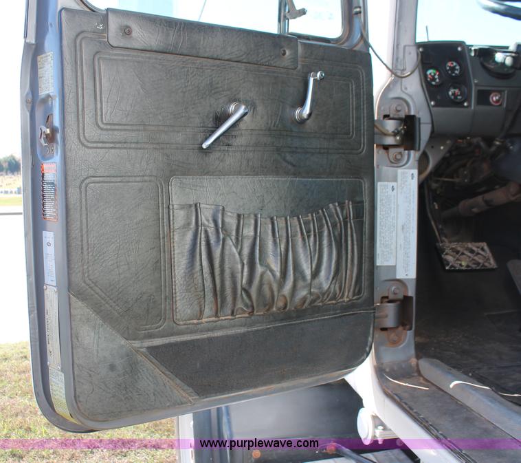 image for item H4180 2000 Mack RD688S triple axle dump truck