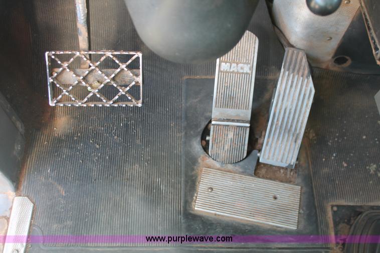 image for item H4180 2000 Mack RD688S triple axle dump truck