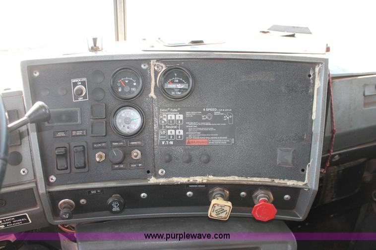 image for item H4180 2000 Mack RD688S triple axle dump truck