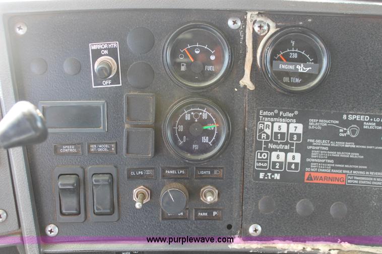 image for item H4180 2000 Mack RD688S triple axle dump truck