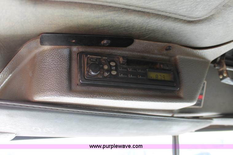 image for item H4180 2000 Mack RD688S triple axle dump truck