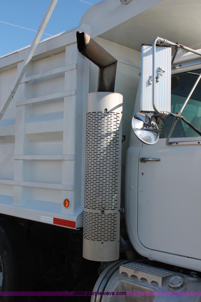 image for item H4180 2000 Mack RD688S triple axle dump truck