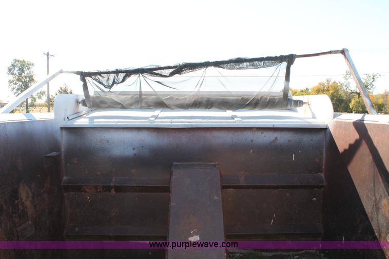 image for item H4180 2000 Mack RD688S triple axle dump truck