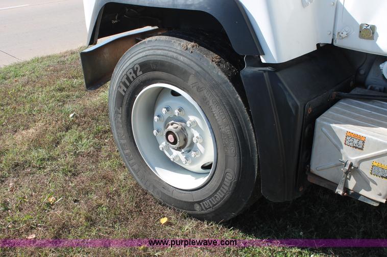 image for item H4180 2000 Mack RD688S triple axle dump truck