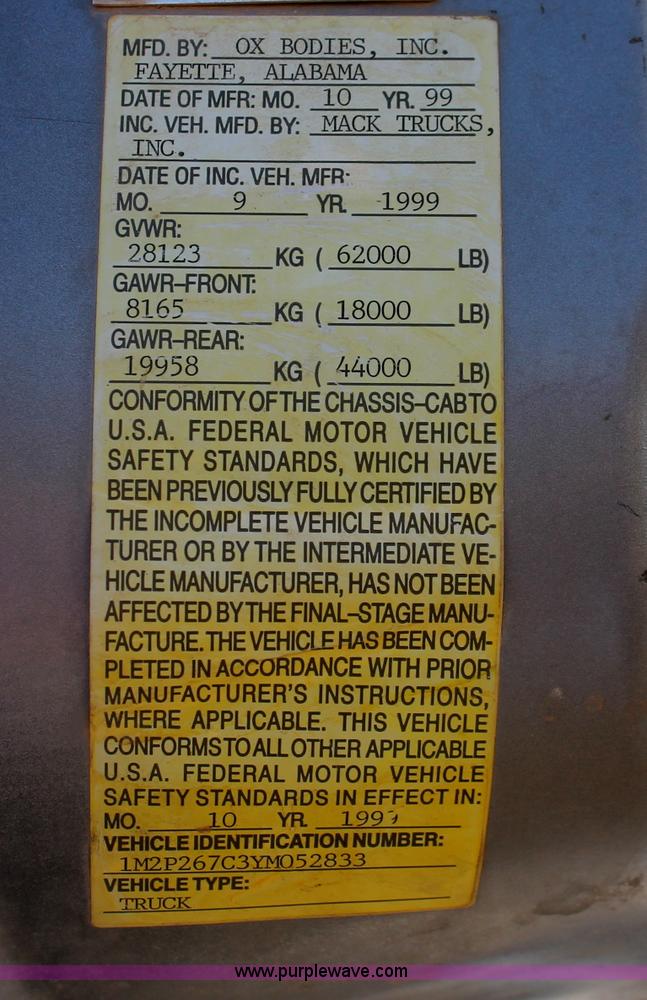 image for item H4180 2000 Mack RD688S triple axle dump truck