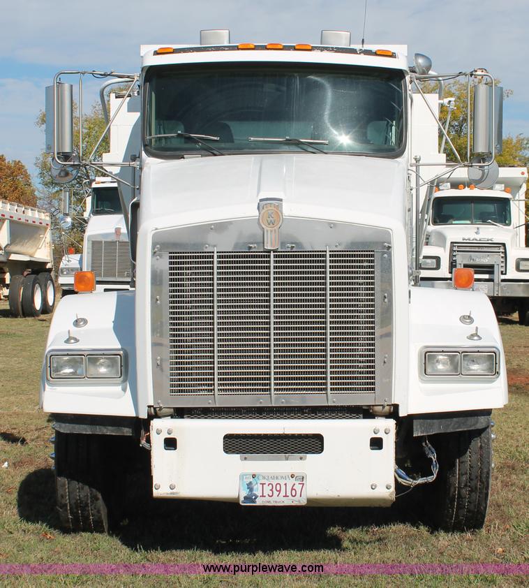 image for item H4181 1996 Kenworth T800B dump truck