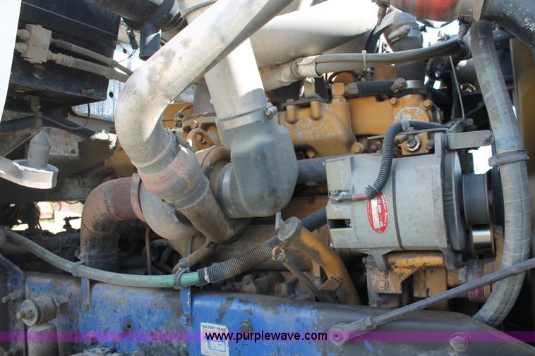 image for item H4181 1996 Kenworth T800B dump truck