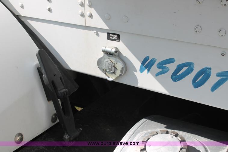 image for item H4181 1996 Kenworth T800B dump truck