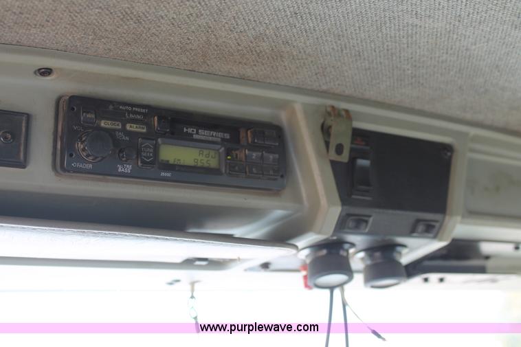 image for item H4182 1996 Kenworth T800B dump truck